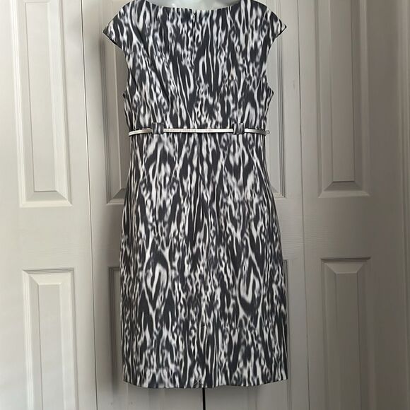 Calvin Klein Grey/White Cap Sleeve Empire Waist Shift Dress Size 12 NWT - Picture 8 of 16